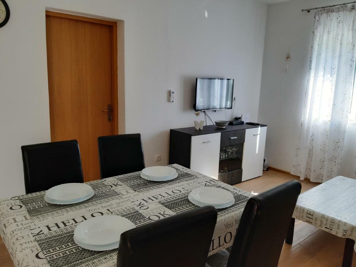 Apartment Butterfly Split - For Rest And Relaxation Extérieur photo