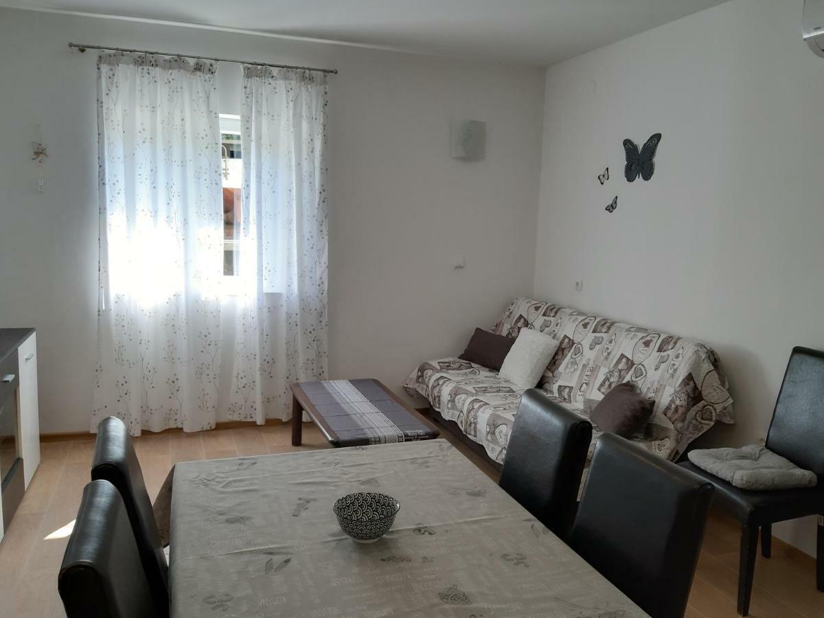 Apartment Butterfly Split - For Rest And Relaxation Extérieur photo