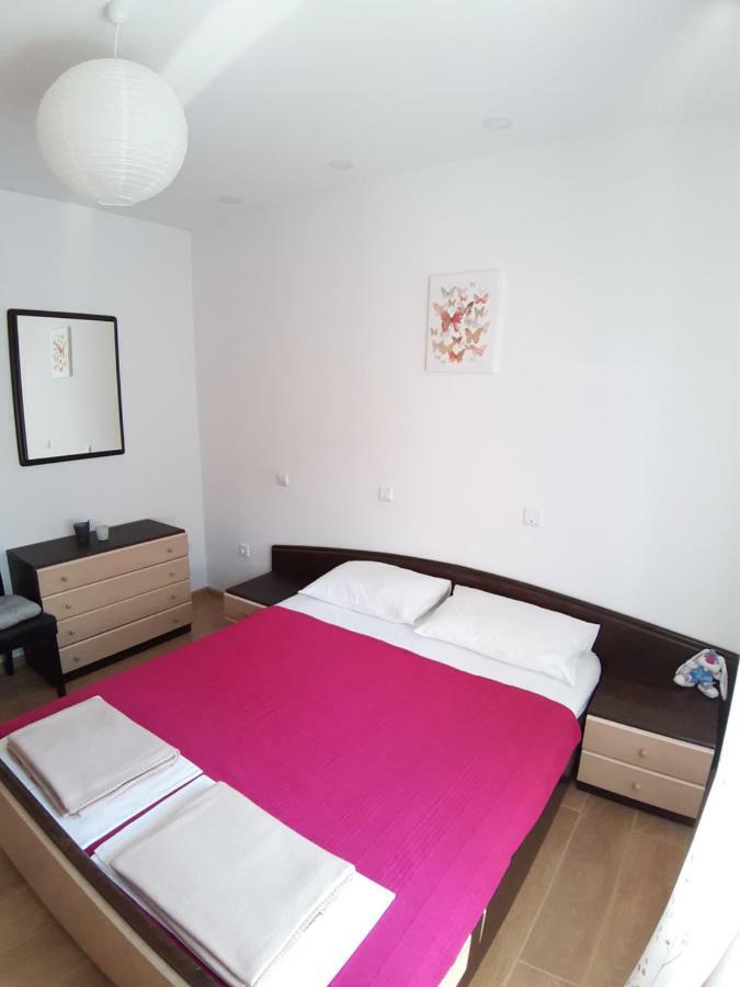 Apartment Butterfly Split - For Rest And Relaxation Extérieur photo
