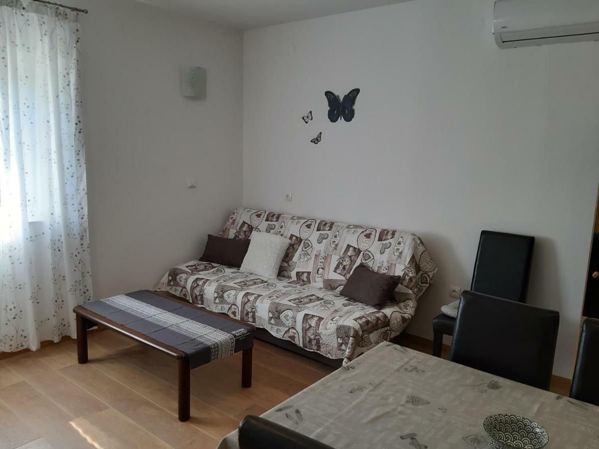 Apartment Butterfly Split - For Rest And Relaxation Extérieur photo