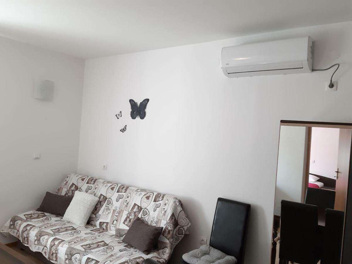 Apartment Butterfly Split - For Rest And Relaxation Extérieur photo